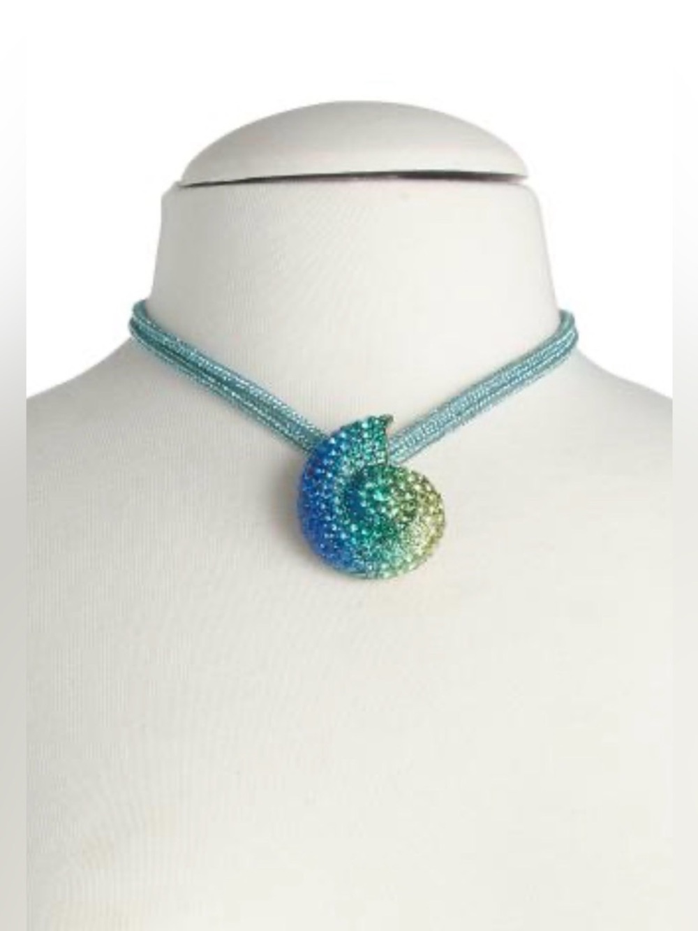 BETSEY JOHNSON MULTI ROW SHELL NECKLACE - NWT